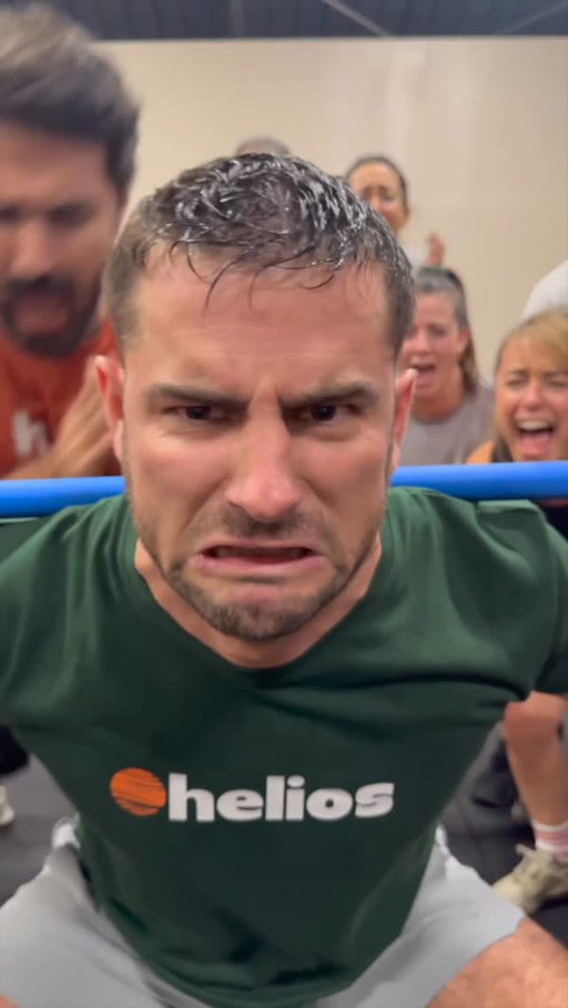 La corde, c’est vraiment pas pour moi 😭
Merci à @crossfit_helios pour leur accueil et leur sympathie !Superbe salle de CrossFit à Toulouse ! On s’est bien marrés en tournant la vidéo 😂

#humour #pourtoi #crossfit #crossfitlifestyle #toulouse