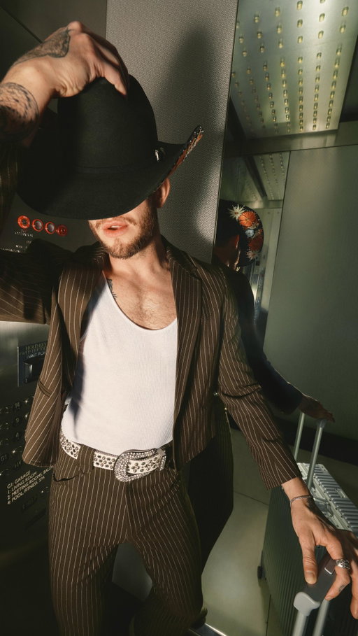 Step into Elevator Confessions, where the space is small, but @orvillepeck’s stories fill the room.