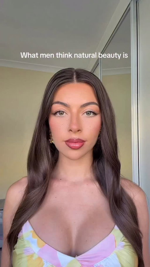“Natural beauty” vs natural beauty 🎀 @vitoriacampo_