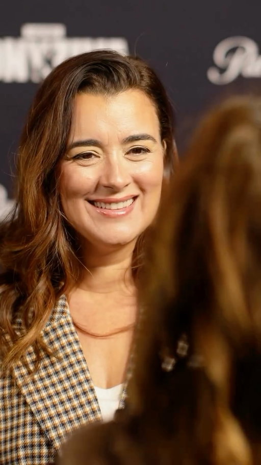 Still dreaming about last week’s exclusive #TonyandZiva screening, and our red carpet chat with the one and only @cotedepablo 

Cote was every bit as radiant and gracious as we imagined…and we may have surprised her with a bottle of wine we brought to the carpet 🍷😉 (her reaction was priceless).

What a night celebrating love, legacy, and the reunion we’ve all been waiting for.

Stream Tony & Ziva now on @paramountplusca 

#ParamountPlusCA #TonyandZiva #Tiva #BrandPartner