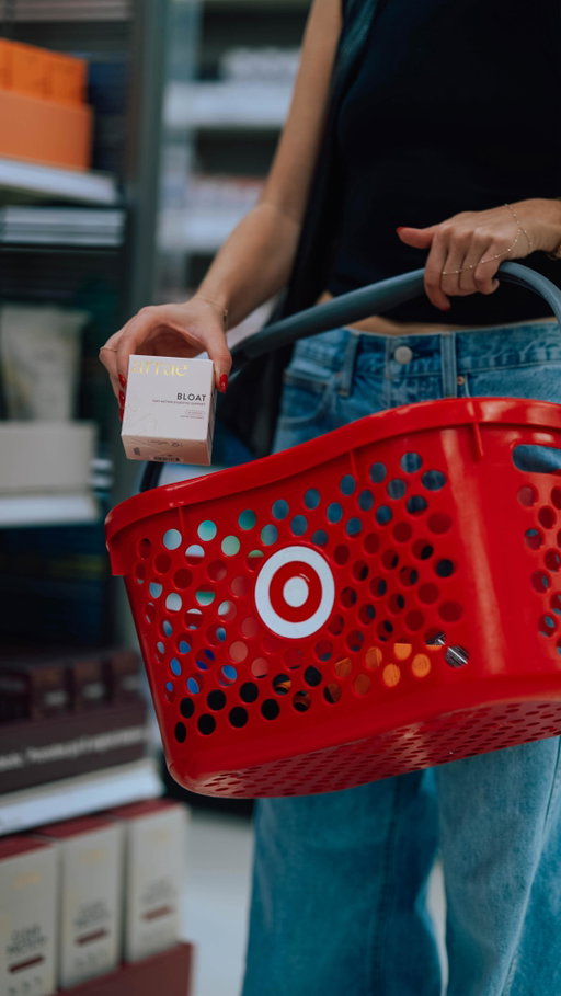 we’ve officially pulled up to target 🎯 

our biggest milestone yet: arrae is now in 1,900+ @target stores nationwide!!!

we built arrae with one simple belief: that feeling good from within should be effortless and accessible. what started as a small team with a big idea is now on shelves across the country 🥹

find your favorites — MB-1, Bloat, TONE, Tribiotic + Clear Protein+ — now available at target nationwide. have you spotted us yet? 👀