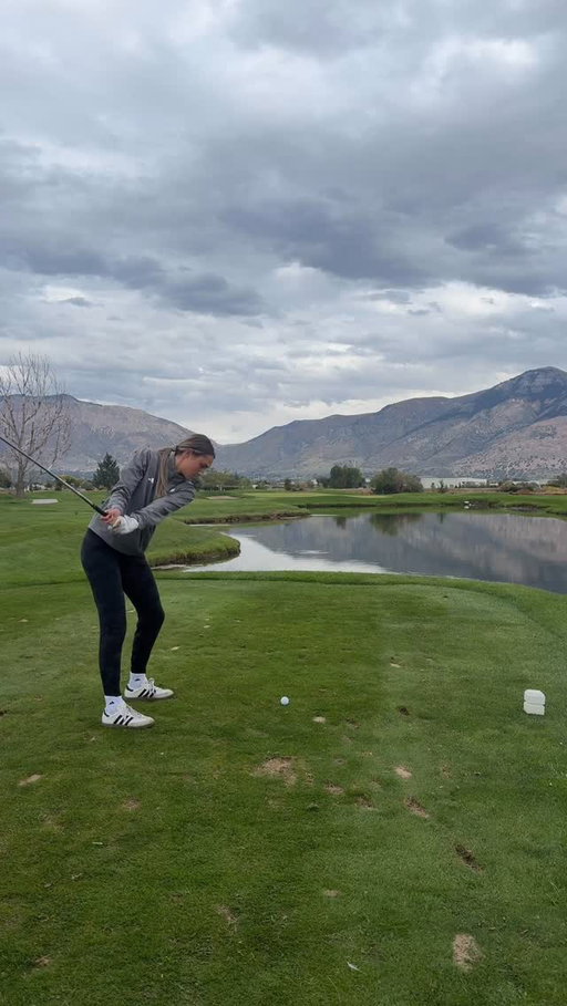 It’s not very often you get a putt like that…👀

#golf #group7 #girlgolfer #fyp #trends #underpar #viralgolfreels #d1 #holywar #byuvsutah #weberstate #foryou