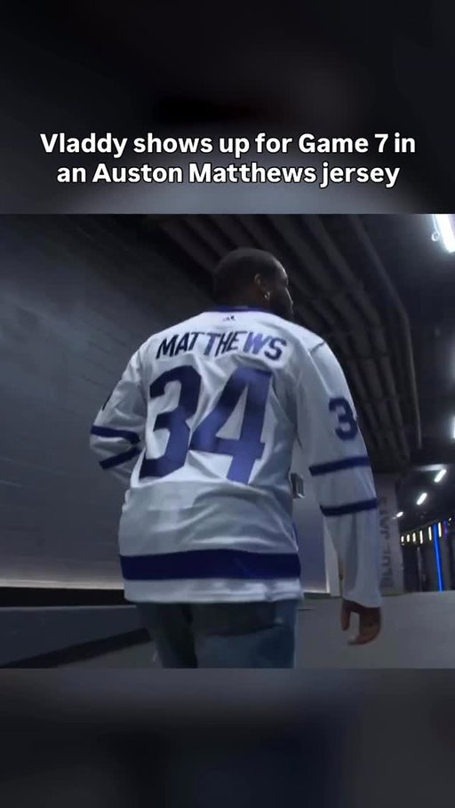 Vladimir Guerrero Jr. is repping Toronto Maple Leafs star Auston Matthews before the Blue Jays take on the Mariners in ALCS Game 7 (via @sportsnet)