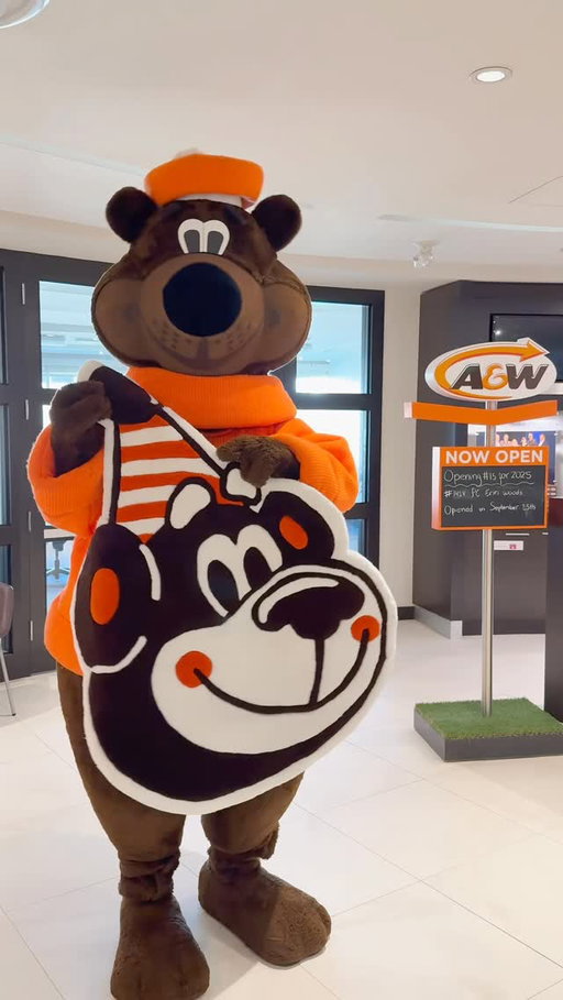 Update: Winner has been contacted! Thank you all for sharing your stories with us🧡

🎂 GIVEAWAY: Celebrate 50 Years of Rooty in Style! 🎂
We’re giving one lucky Rooty fan a massive, birthday-themed Rooty Area Rug made by the talented team at @bananaartlab!
The rug features one of the collectible Rooty sticker designs from his Birthday Bundle.
 HOW TO ENTER:
❤️ Like this post.
💬 Tell us: What’s your favourite A&W memory with Rooty, or even just your favourite memory at A&W, in the comments below!
Bonus entry: Share this post to your Story and tag us!
Limit of one (1) entry per person and per Instagram account for the duration of the Giveaway Period. The use of any automated system to participate is prohibited and will result in disqualification.
⏰ Entries close October 29th at 11:59 PM PT. Winner announced October 30th! 

(No purchase necessary. Open to Canadian residents (excl. Quebec) who have reached the age of majority. Full T&Cs in the @awcanada bio. This promotion is in no way sponsored, endorsed or administered by, or associated with, Instagram.)

🎂 CONCOURS: Célébrez les 50 ans de Rooty avec style! 🎂
Pour célébrer le 50e anniversaire de Rooty, nous offrons à un.e fan chanceux.euse un immense tapis Rooty à thématique « célébration », fabriqué par la talentueuse équipe de @bananaartlab!
Le tapis est orné du design de l’un des autocollants Rooty à collectionner, issu de son Combo anniversaire. Ce combo est disponible dans les restaurants A&W du Canada pour une durée limitée !
 COMMENT PARTICIPER:
❤️ Aimez cette publication
💬 Dites-nous quel est votre souvenir préféré avec Rooty, ou simplement votre souvenir préféré chez A&W, dans les commentaires !
Participation bonus : partagez cette publication dans votre Story et identifiez-nous !
Limite d'une (1) participation par personne et par compte Instagram pendant toute la durée du concours. L'utilisation de tout système automatisé pour participer est interdite et entraînera la disqualification.
⏰ Les inscriptions se terminent le 29 octobre à 23h59 (heure du Pacifique).

Lisez les termes et conditions générales complètes au lien en bio