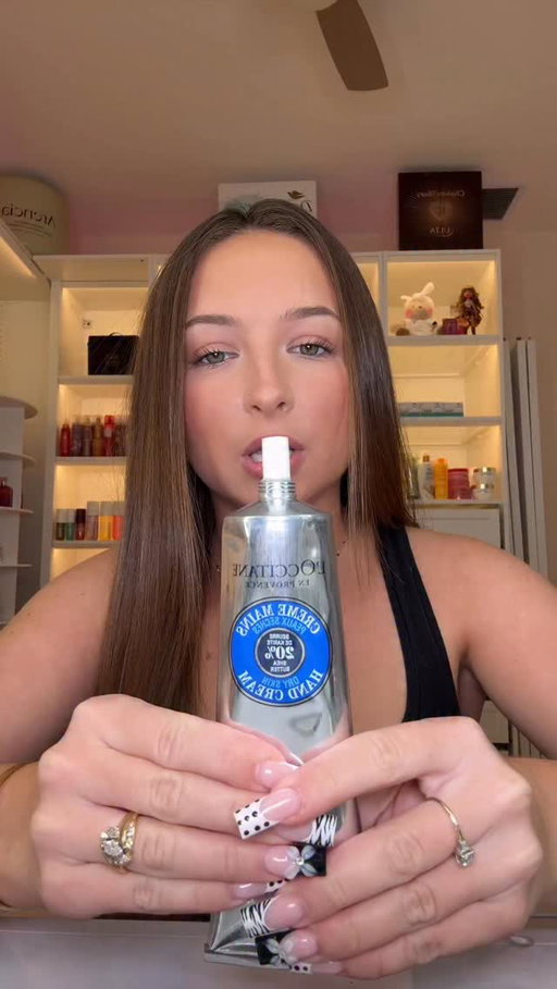 if the cream isn’t this thick my hands don’t want it! 🤌 @loccitane #loccitanepartner #fyp
