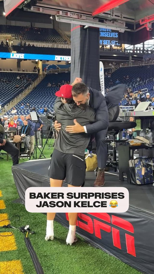Just a couple of football guys 🤝