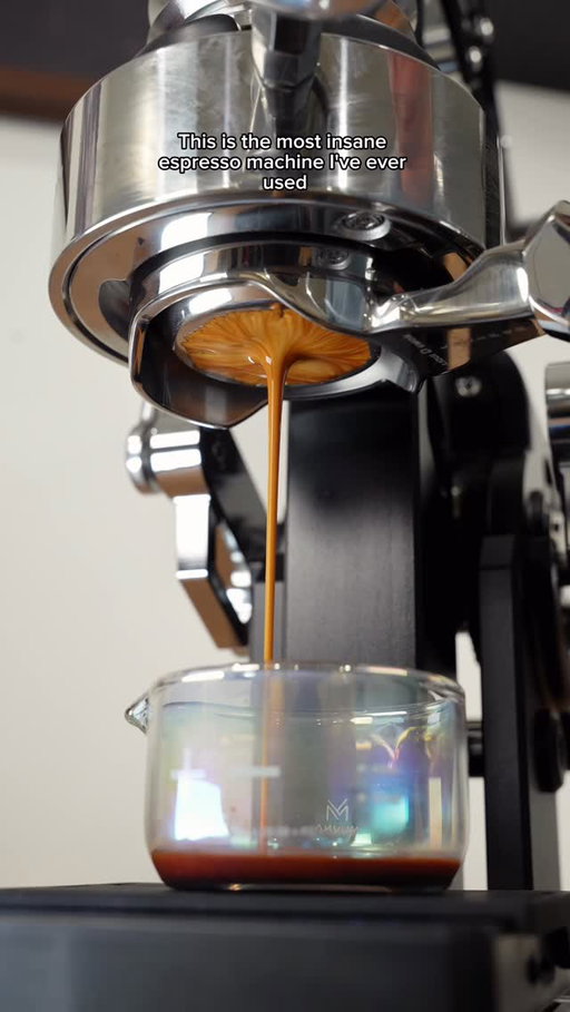 Is this the craziest espresso machine?! 

#espressomachine #espressobar #coffeegadgets #coffeestagram