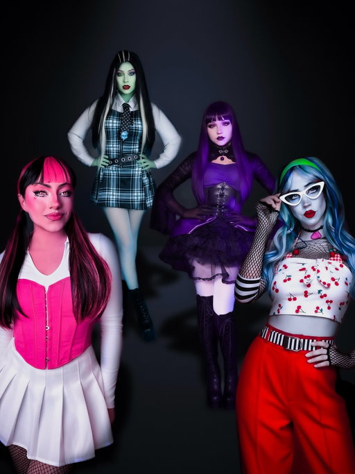 We are Monster High!💀🎀

La dimos toda en este collab, espero les guste mucho.
💜🩵❤️🩷

#monsterhigh #makeup #costume #cosplay #halloween #elissabat #frankiestein #ghouliayelps #draculaura