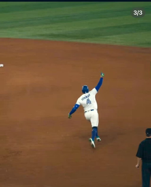 32 years — that’s how long it’s been since the Toronto @bluejays made it to the World Series. 🇨🇦 The city needed this. The country needed this. Sports have a way of uniting us all — just like music — and tonight, you could feel Canada come alive together as one. What a game. What a series. Let’s go, @bluejays💙⚾️ @georgespringer 

World Series, here we come!
#WeWantItAll #TorontoStrong #NextStopWorldSeries