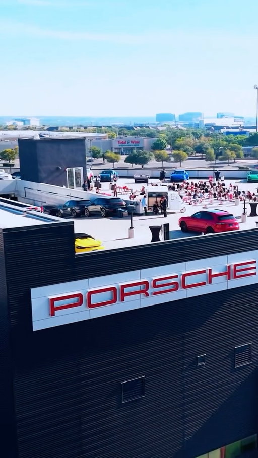 Porsche x Pilates Thank you Austin Texas 🏁🧘‍♀️

#porsche #porsches #porsche964 #porsche911turbo #porschetaycan #pilates #pilatesparatodos #pilatesisforeverybody #austin #austintxlife #austintexasthings