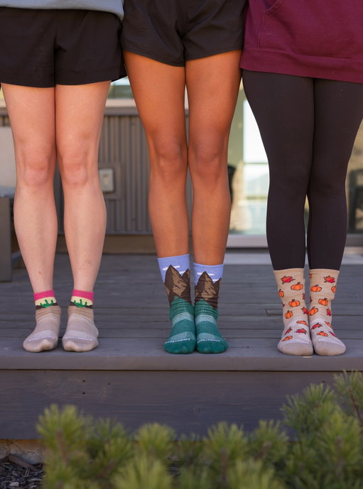 These socks are giving main character energy! ✨ Thank you for this incredible shoot showcasing Wrightsock! 🎉

#hikinggear #noblisters #outdooradventures #runningessentials #madeinusa #adventureready #socks