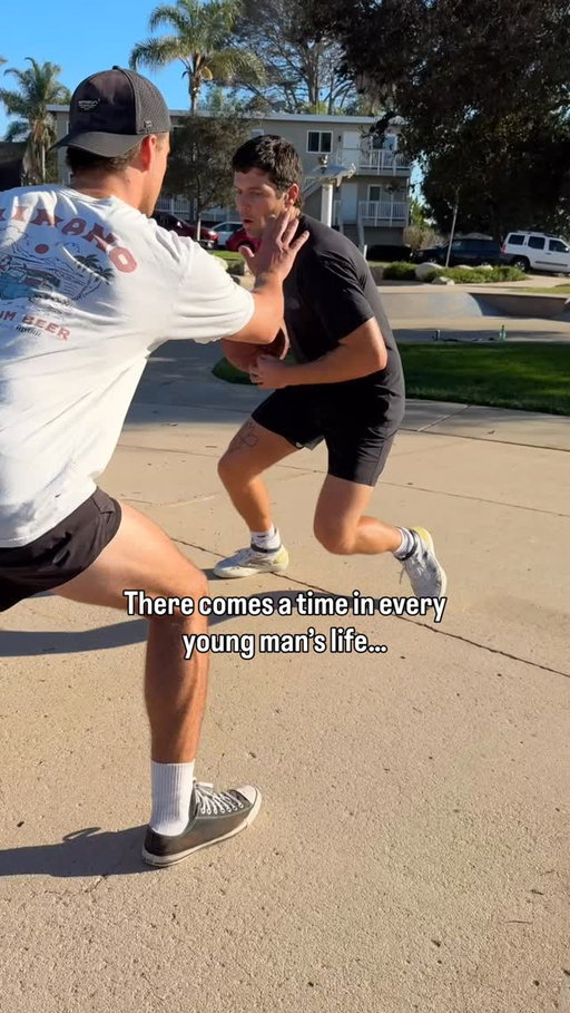 it’s coming for us all, eventually 
#unc #sports #athlete #gettingold