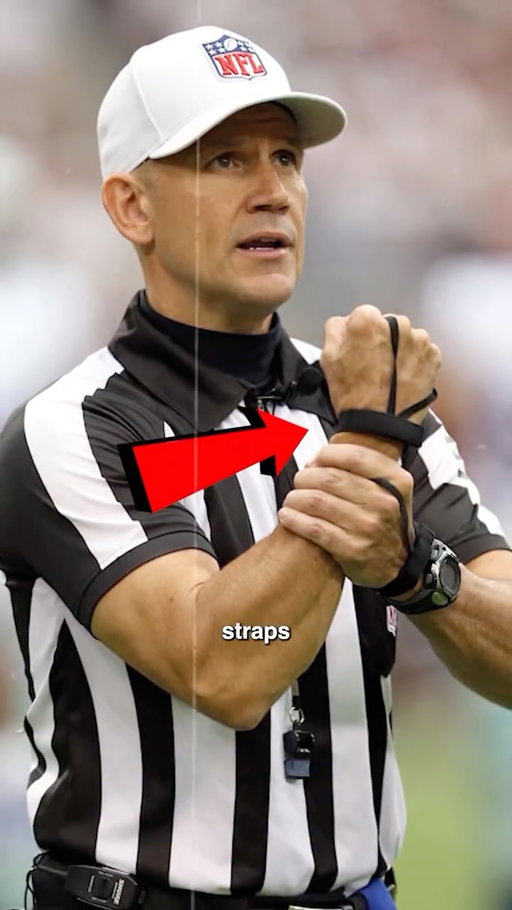 This is actually genius 👀

#nflfootball #referee #sportstechnology #sportsbusiness #nflhistory
