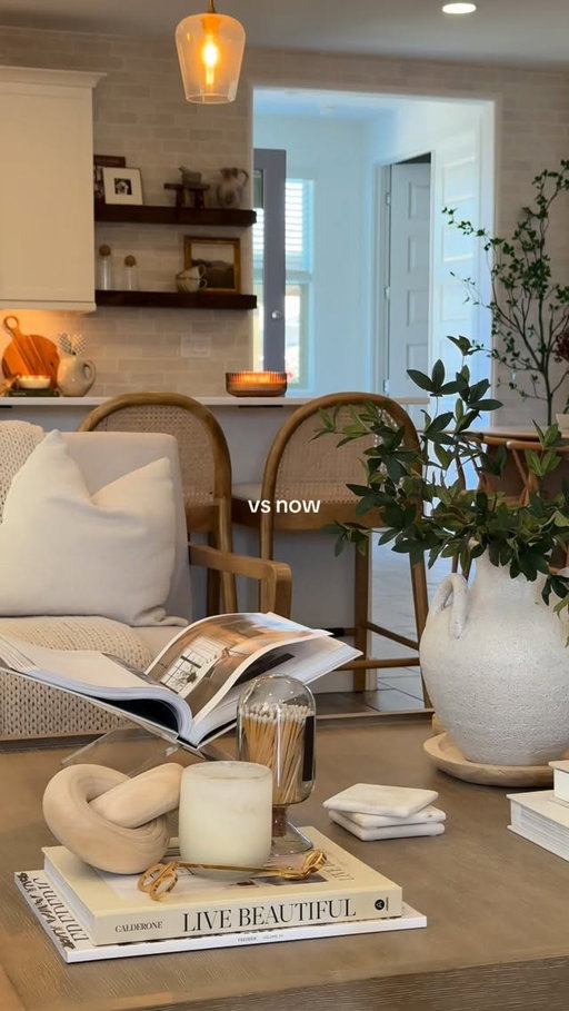 It’s all about creating a space that feels warm & inviting🫶🏼 #homedecor #homeinspo #homedesign #interiordesign #homestyle #organicmodern #transitionalstyle #smallhome