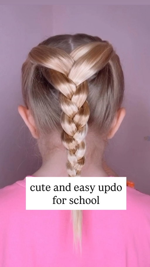 CUTE AND EASY HAIRSTYLE FOR SCHOOL 🩷 Here’s a cute and pretty updo for school. This is an easy one, and can be done quickly! I just love this one so much! I’m sharing my favorite hair products with you, too!
.
Comment SHOP below to receive a DM with the link to this post on my LTK ⬇ https://liketk.it/5rQCF #ltkbeauty #ltkstyletip
.
Cute hairstyle for school