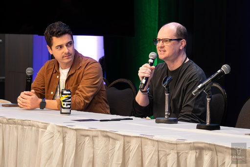 Last time we were on a stage together was the Canadian premiere of Doctor Sleep. Always a pleasure @flanaganfilm! (Thanks for the reunion Burnaby!)