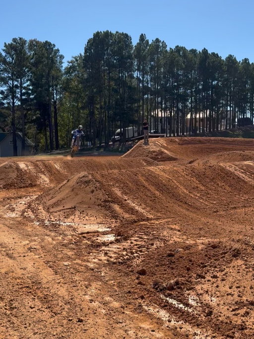 First time riding SX in a few years
Also my first time on a newer gen YZ450F. 
I’ve always loved riding SX
 
The thrill of riding SX is something that has never gotten old for me. I love it!
Riding SX has always been somewhat easy but man it’d be nice if the fitness stayed like the technique 😅
Fitness training incoming 🤦🏽‍♂️😂