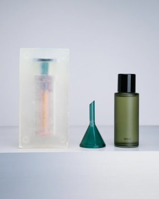 New in @arpastudios - A laboratory of sensory exploration where each fragrance becomes a manuscript — inspiring music, visual art, and design.

Now aviliable in store and wdlt117.com.

Sequence 1 draws from the pioneering women of electronic music.
Sequence 2 explores the intersection of botanical, digital, and architectural worlds.

Hand-blown Hero Bottle by Jochen Holz.
Soap Capsule evolves with time and environment.
Discover the collection and experience a new dimension of scent.

#WDLT117Style #wdlt117 #arpa #arpaperfumn #fragranceart #perfumndesign #luxuryperfumn