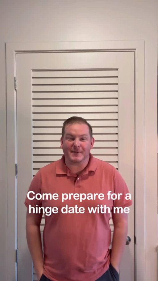 Back with a second @hinge date! Let’s make her some flowers! #hingepartner #seconddate #dallastx #introvert #dating