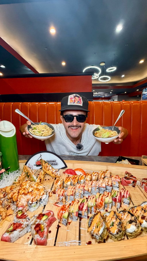 Arizona! 
@asushiandgrill in Tempe is a top-tier all-you-can-eat sushi spot — and I’m not kidding when I say they bring your rolls out on massive boats with smoke and anime characters floating by 🔥
The vibes? Unreal. The sushi? Fresh. The presentation? Next level.
If you love sushi, this place is a must-try 👏

📍 1807 E Baseline Rd #102, Tempe, AZ 85283

#sushi #tempe #foodtok #azfoodie #foodie #sushilovers🍣 #arizona #scottsdaleaz #arizonaeats #tempeeats #naveadreviewsfood #tempeaz