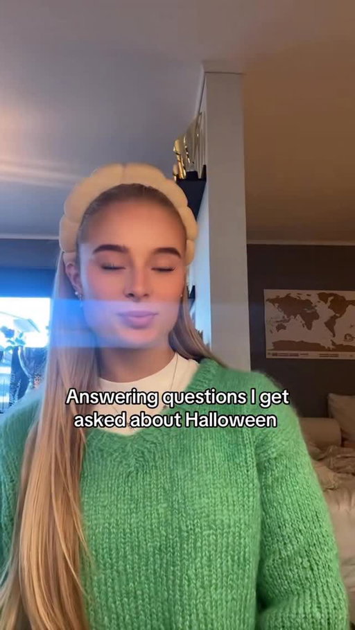 Same costume last year actually #halloween2025 #halloweencostume #single #dating #relatable