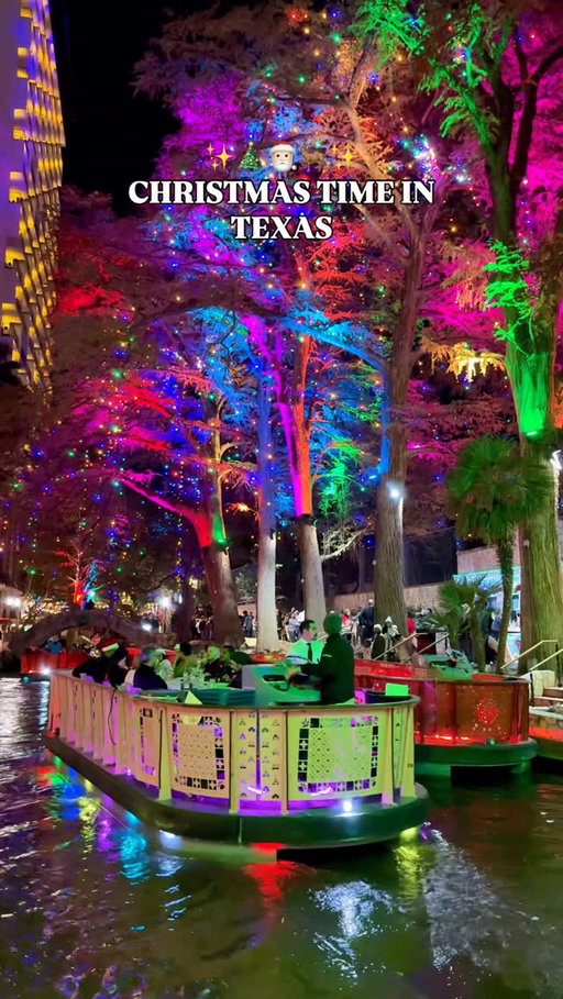 Just a reminder — Texas will look like this in about a month! 🎄🎅🏻✨🥰

#christmas #christmastime #christmasintexas #texaschristmas #texas #visittexas #exploretexas #texastodo #texastravel  #holidaylights