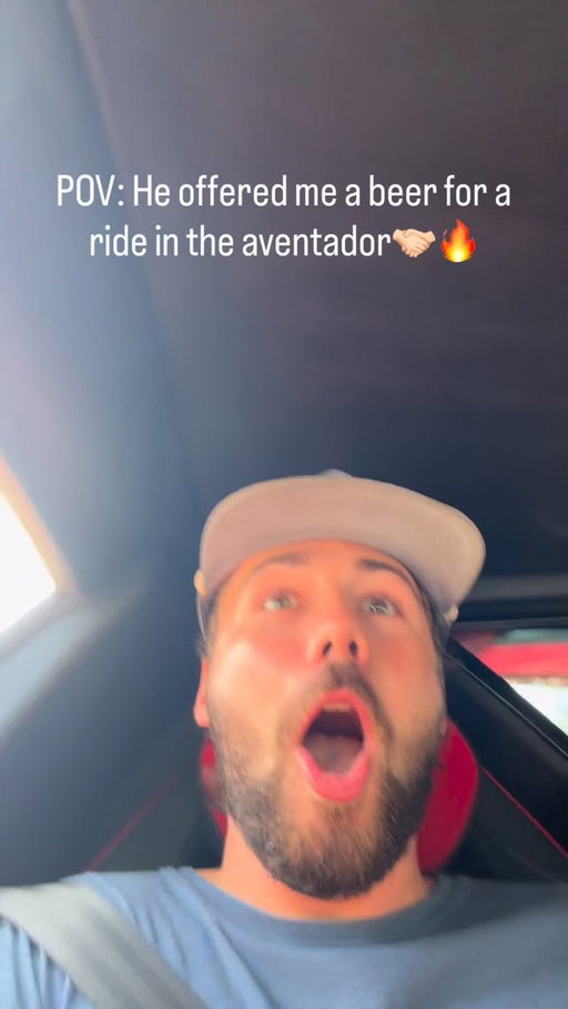 I mean why not right?!!?🔥😂
•
#cars #aventador #ryft