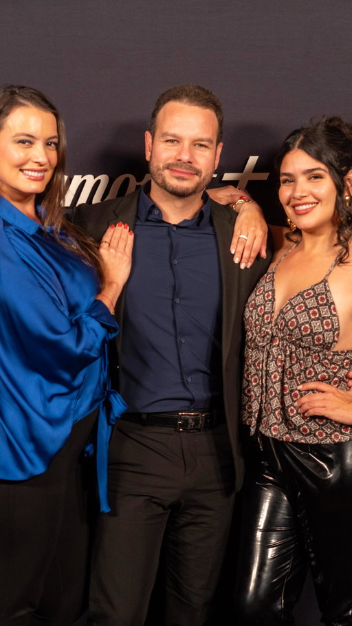 Season Finale is almost here!!✨ Get caught up exclusively on @paramountplusca and watch now Episodes 1-9!! Get ready for an electric finale! 

Thank you so much @paramountplusca & @pinkdreams.inc @fityourstyle for the invite. 🙌🏻 Got to spend a date night with my Besties🫶🏻 @bebsabeduque @carrascohector Take pictures, laugh hard and feel like a baddie in the best Tony&Ziva’s style. 

Shoutout to our amazing 📸📸📸 @megasdreams !!!

#tiva #tonyandziva #paramountplusca
