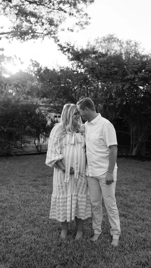 home stretch!!!! cannot wait to meet this sweet baby & sooooo thankful for this precious gift 🤍