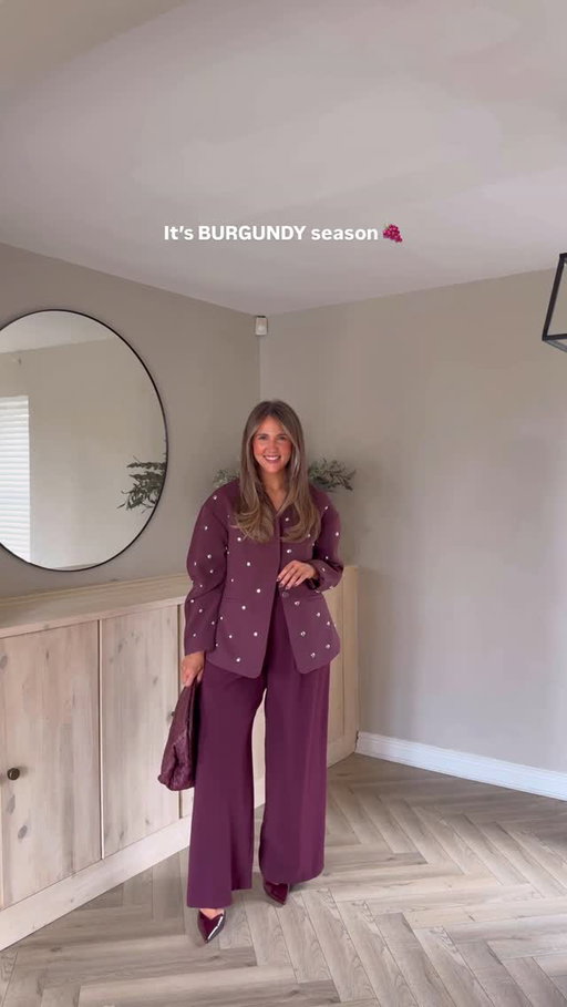 Consider your sparkle season fit SECURED 🤝🏽🍇✨@riverisland you DELIVERED big time x 

Full fit linked on stories & saved to OCTOBER highlights 🔗 ad