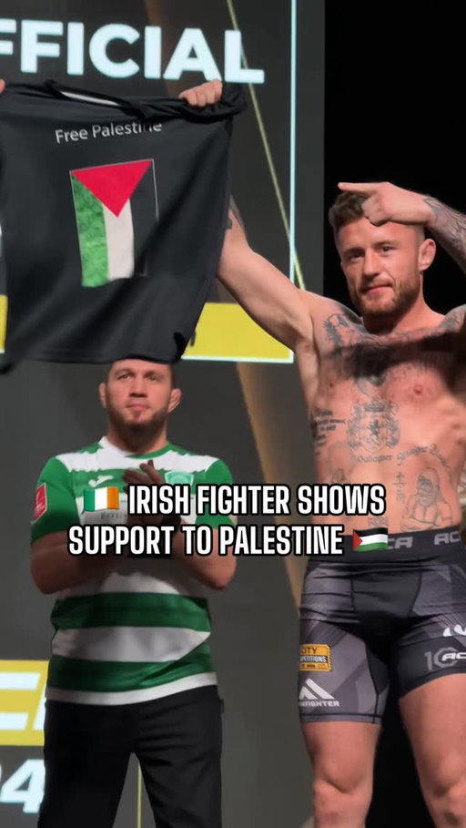 🇮🇪 Irish MMA standout James Gallagher took a chance to show his support to Palestine 🇵🇸 at the ceremonial weigh-ins of the ACA event in Dubai. Gallagher makes his promotional debut this Thursday at Dubai’s Agenda arena against Ali AlQaisi who represents Palestine.