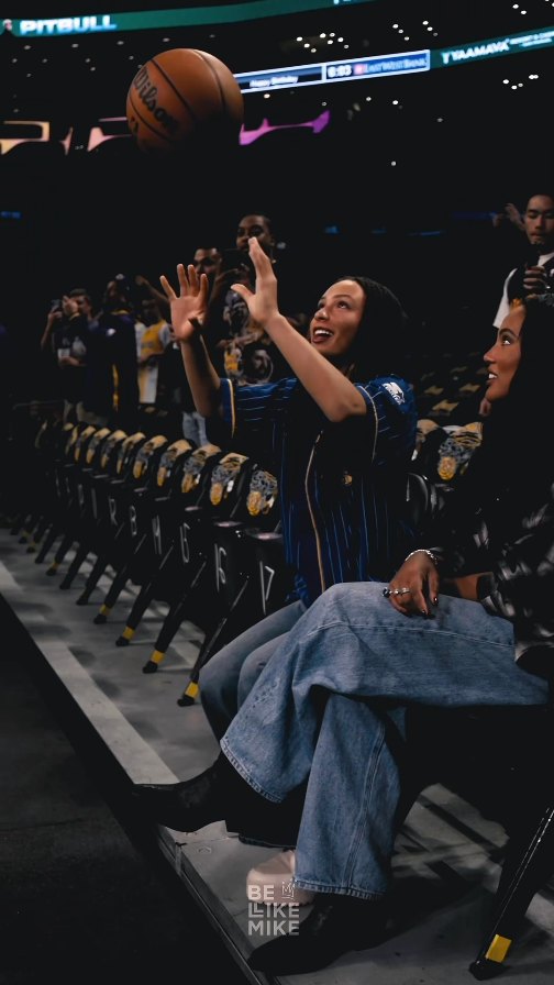​🏀💙💛
