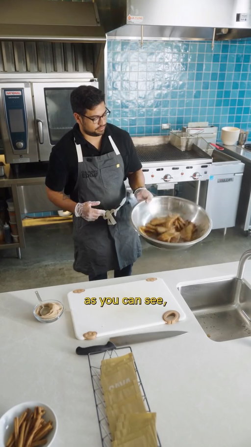 Everyone say “Hi Alex” 👋 We ran into Chef Alex in the test kitchen, and we obviously had to make him explain the origin of our Cinnamon Sugar Pita Chips.