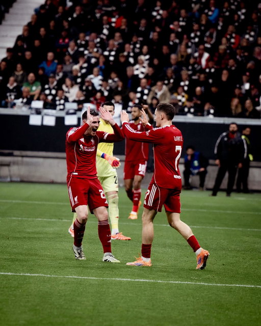 +3 @championsleague - that’s how we like it 🤝🔴