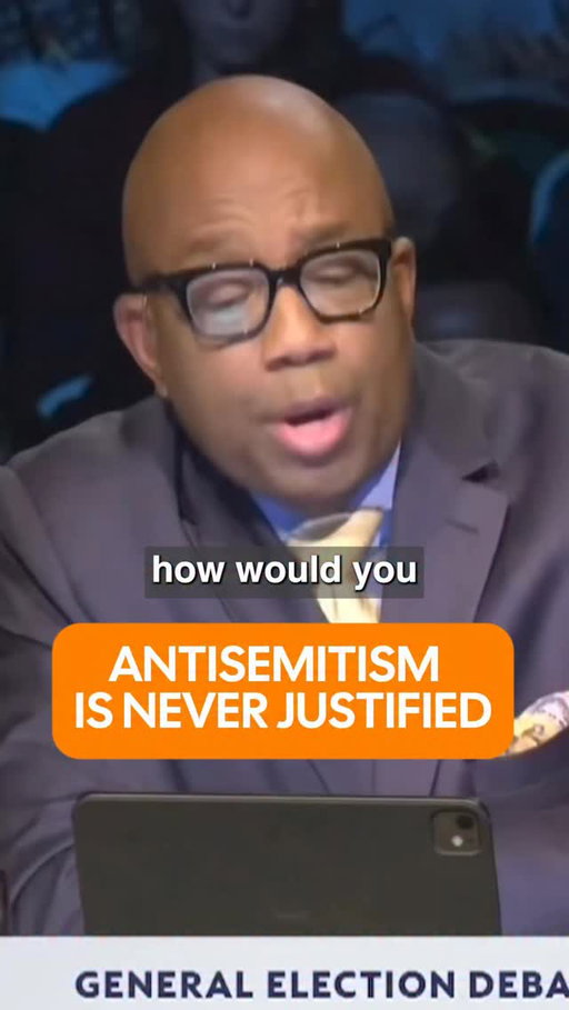 You can protest Netanyahu’s government, but that doesn’t justify Jews being afraid in this city or leaders stoking hate against them 

#VoteforCuomo #SayNoToZo