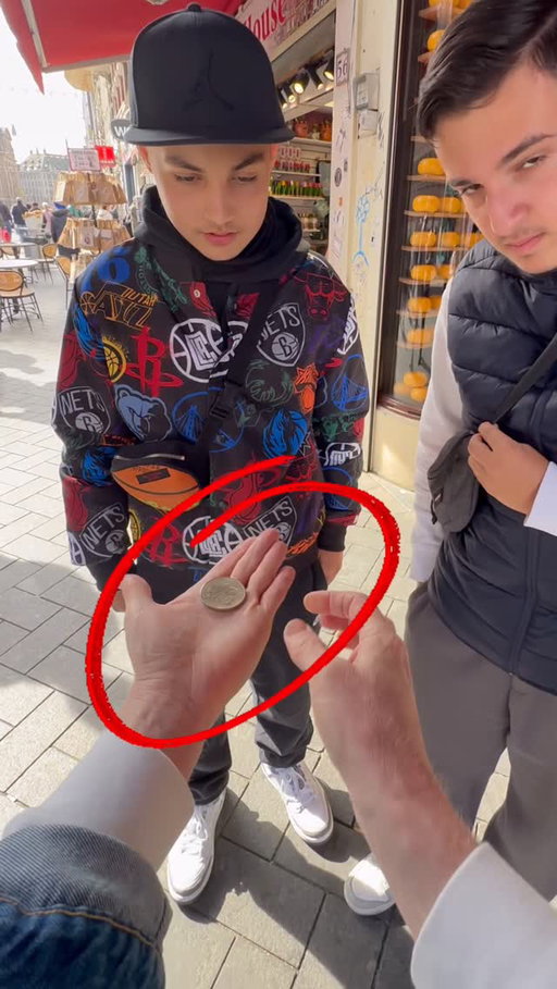 🎩✨ How To VANISH Any Coin - Watch Their Reaction!
.
#magic #reels #magictricks #explore #magician #explorepage #magicians #foryou #virals #magia #magico #viralreels #explorereels #funny