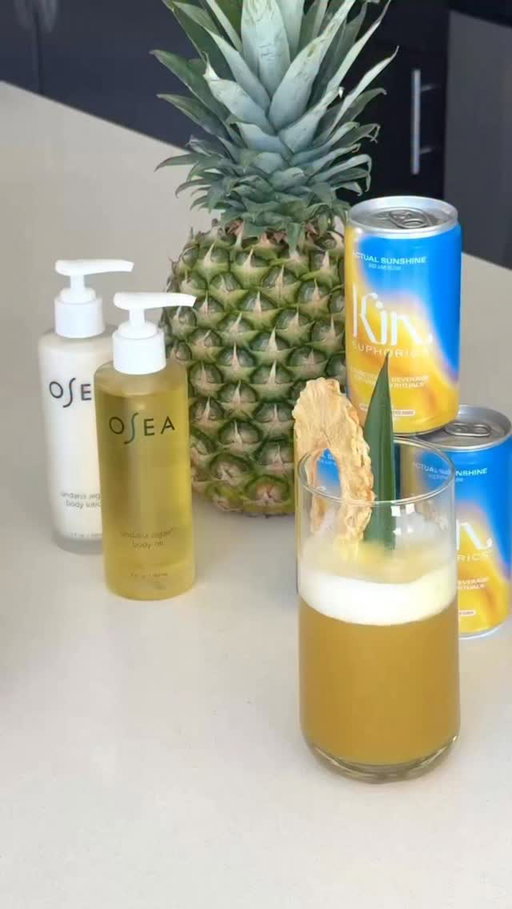 🥂 A toast to the coast. Try the drink we’ve been making on repeat: the Seaside Sunrise, a citrusy mocktail made to mimic the dawn sky.

What You’ll Need
1 tbsp sea moss gel infused with vanilla
½ oz pineapple juice
½ oz yuzu juicesparkling water 
2 oz Kin Euphorics Actual Sunshine

How to Make It
Blend the sea moss gel, pineapple juice & yuzu juice. Pour contents into 2 tall glasses, add sparkling water & top with @kineuphorics Actual Sunshine. Garnish with dried pineapple.