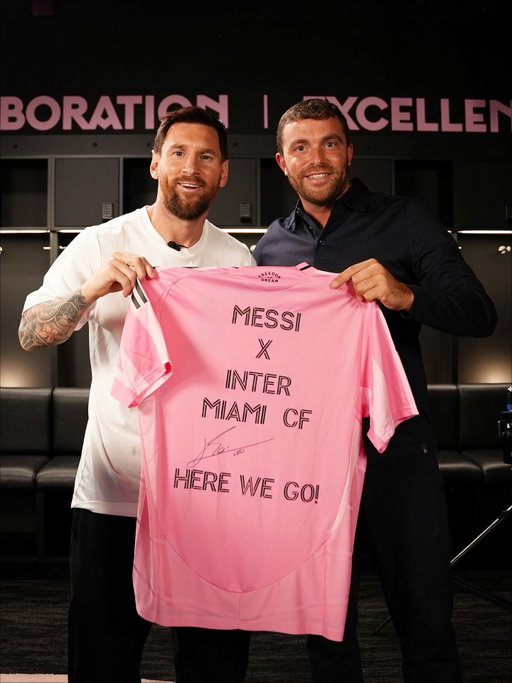 𝐓𝐇𝐑𝐄𝐄 𝐌𝐎𝐑𝐄 𝐘𝐄𝐀𝐑𝐒. 🔟🇦🇷🇺🇸

Big interview coming soon. 𝑺𝒕𝒂𝒚 𝒕𝒖𝒏𝒆𝒅 👊🏼✨