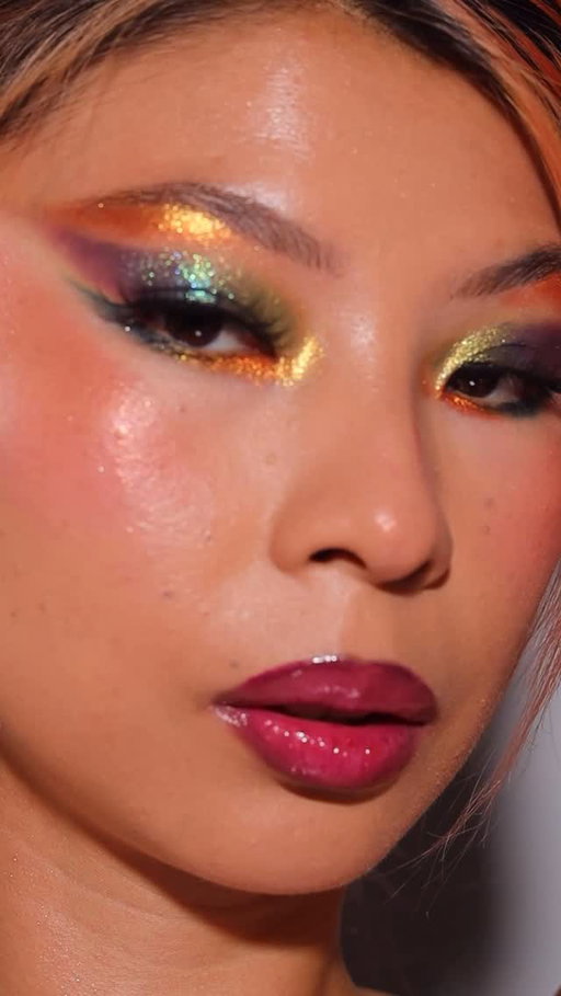 A mix of warm golds, rich purples, and jewel-tone sparkles — this @trixiecosmetics Queen Pin Collection is giving autumn royalty energy. 👑🍂 

Using 
@trixiecosmetics 
Queen Pin palette
Striking Highlighter- surligneur
Lip Gloss - perfect 10

#trixiecosmetics #fallmakeuplook #jeweltones #falleyeshadow #sparklyeyeshadow #autumnmakeup