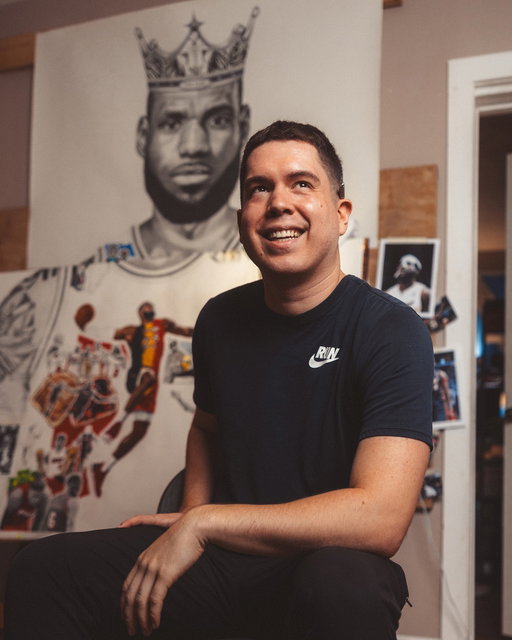 "I didn't really choose it, it chose me" 👑 

Raymond Parral, a full time artist from Fort Worth, Texas has created some of the most revolutionary pieces featuring the biggest names in the world.

He continues to take his talents to the next level, creating a one of a kind portrait that encapsulates the 23 year journey for @kingjames
