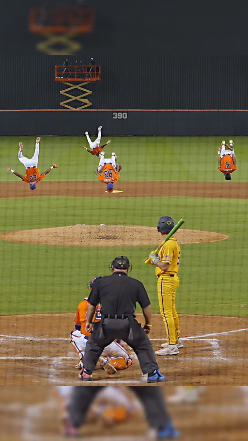 The Clemson baseball boys can REALLY move 🕺

#bananaball #clemson #savannahbananas #baseballboys #baseballmom