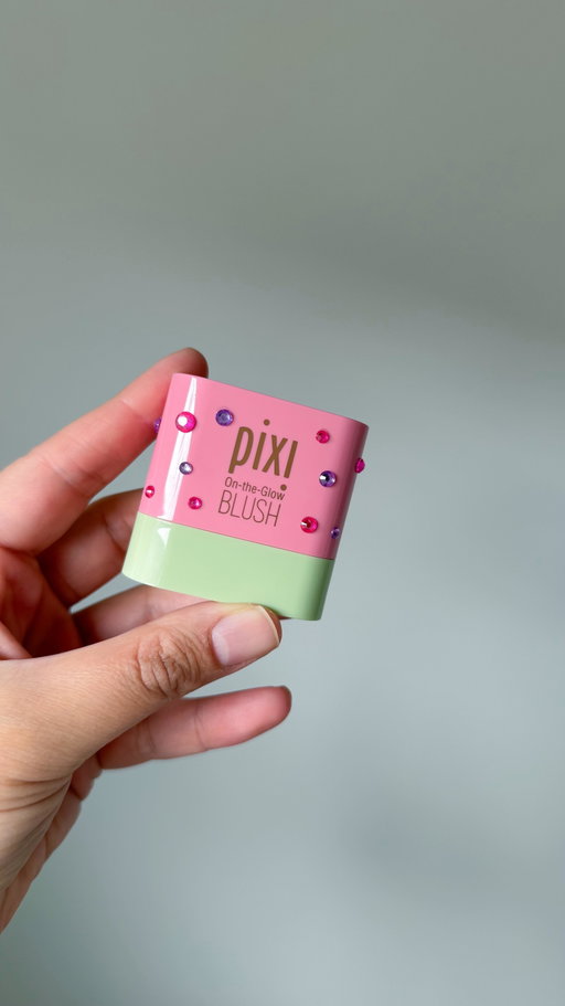 Celebrating the glow that started it all ✨ #Invited

What’s your fave @pixibeauty product ? I’ll go first , but can’t keep it to just the one! 
✨ Glow Tonic
✨ Hydrating Milky Mist
✨ On The Glow Bronze in Warm
✨ Lip Tone 

#pixibeauty #melbournebeauty #melbourneinfluencer #makeup #skincare #pixi #glowtober #ausbeautybabes #ausbeautyblogger #aestheticfeed