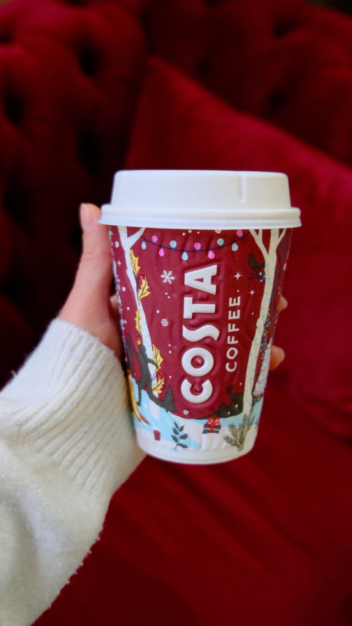 It’s time to unwrap the magic 🎁 Find out new festive cups at your closest Costa store from today ✨
