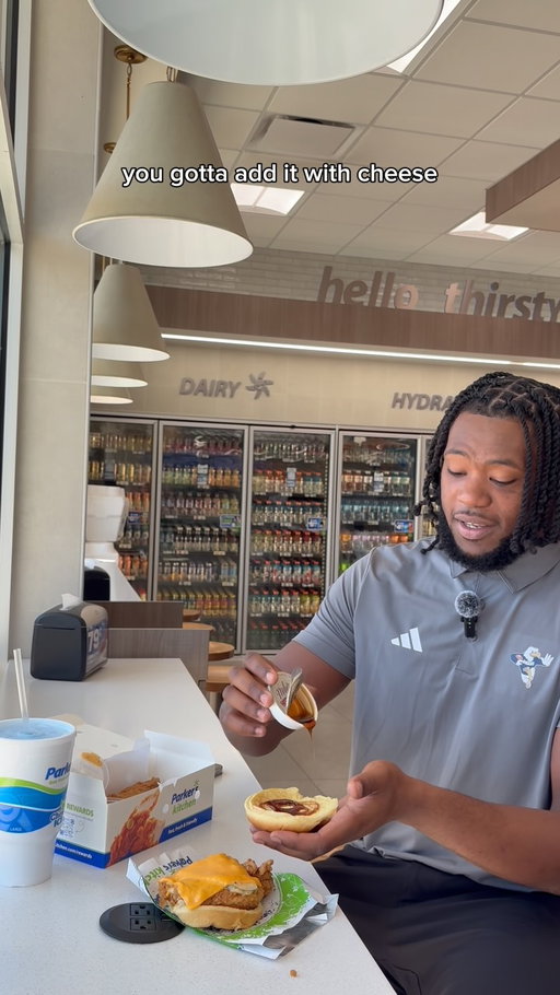 Have you tried the Chewy Rhodes Hot Honey Combo? 🔥🍯 Georgia Southern football star tries our HUGE chicken tender sandwich with Mike’s Hot Honey #GATA #EagleNation #HailSouthern #GoEags #GamedayTheParkersWay #ParkersKitchen