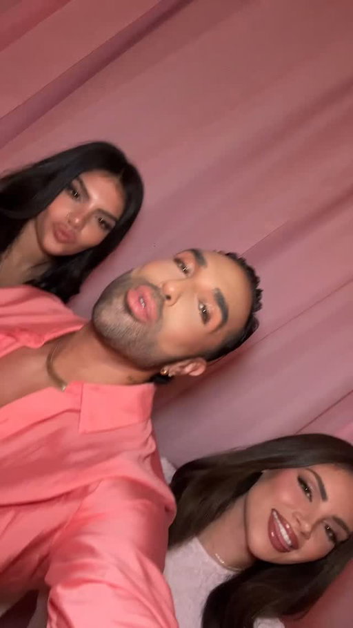 Middle eastern baddies 😜 @hudabubbaaa @nazaninkavari