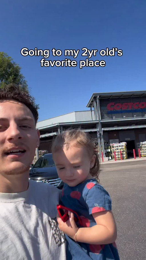 Costco is the happiest place on earth. #family #costco @harrys #harryspartner #manthatfeelsgood