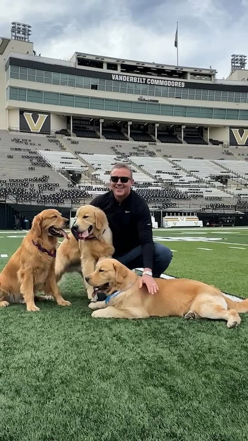 Thank you @vandyfootball for showing the boys around 🐾🤣 #theboys #Peter #Mitch #Beau