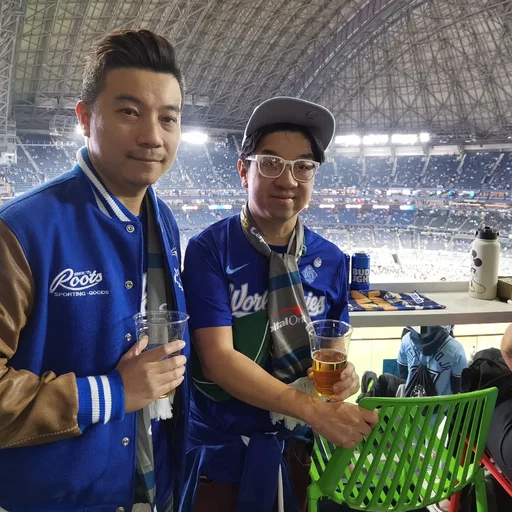 World Series Game #1: MoBros are here!

Let's f'ckin GO!

#WorldSeries2025 #WorldSeries #GoJaysGo #Playoffs ##SkyDome #MoBros #MoVernie