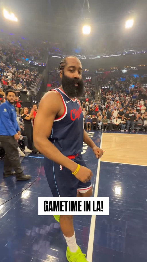 @jharden13 ready for battle! 

PHX/LAC on NBA LEAGUE PASS <link in bio>