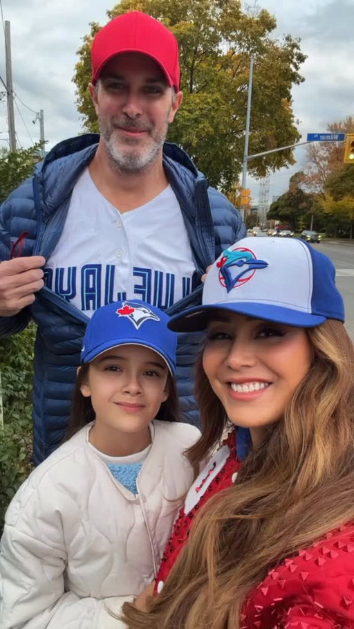 Our first ever World Series game — and what a one to remember! Thanks to a very generous person, we got to witness history: our Toronto Blue Jays @bluejays taking down the reigning champs, the LA Dodgers, 11–4. Shohei Ohtani? Shut down. Huge plays. Barger, Kirk, Yesavage! Wild energy. Goosebumps all night. Even A. Rod, David Ortiz and Derek Jeter couldn't deny our talent! 

Marquesa was a champ, herself, and managed to stay awake! 

Canada, buckle up — this ride isn’t over yet. Three more!! We want it all! 

#shotoniPhone17
#dualcapture
@apple